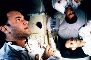 Tom Hanks, Bill Pullman y Kevin Bacon en Apolo 13, la película de Ron Howard que cumple 30 años