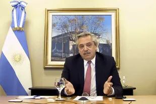 Alberto Fernández se propone relanzar el Gobierno con el anuncio de sesenta medidas económicas y tributarias