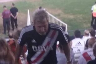 Frigerio, en el estadio Monumental, con la camiseta de River.