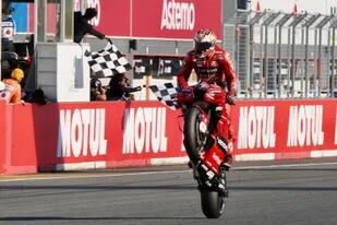 El australiano Jack Miller celebra la victoria en Motegi; el piloto de Ducati acumulaba 28 grandes premios sin victorias en MotoGP