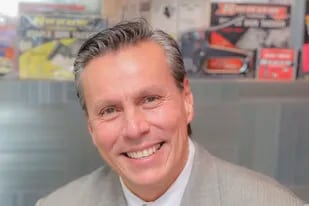 Roberto Izaguirre, chief operating officer of Arrow Fastener Company, LLC. (Photo: Business Wire)