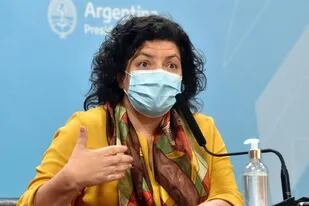 Carla Vizzotti durante una conferencia de prensa