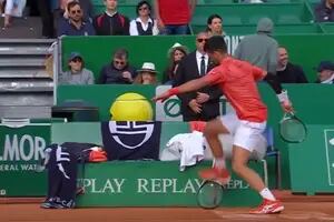 Djokovic se desquitó con su raqueta y fue abucheado en Montecarlo: la caída del número 1