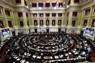 La Cámara de Diputados convirtió en ley el proyecto del Poder Ejecutivo sobre movilidad, que recibió muchos cuestionamientos
