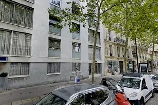 El edificio donde está el departamento de Carlos Corach en París