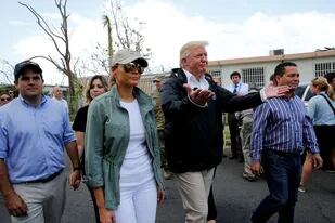 Donald Trump y Melania en Puerto Rico, el 3 de Octubre del 2017, durante su recorrida por Guaynabo, un barrio perjudicado por el huracán María