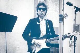 Bob Dylan le vendió el catálogo a Universal, supuestamente por más de 300 millones de dólares, el mayor acuerdo de la historia