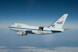 01/06/2022 El observatorio aerotransportado SOFIA de la NASA permitió a un equipo de astrónomos dirigido por la UCI estudiar las emisiones infrarrojas de cinco galaxias cercanas. POLITICA INVESTIGACIÓN Y TECNOLOGÍA JIM ROSS / NASA
