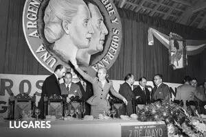 La increíble historia de las fotos inéditas de Eva y Perón que sobrevivieron a la Revolución Libertadora