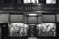 La centenaria editorial que creció hasta fundar la librería argentina más hermosa del mundo