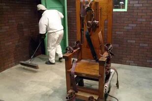 Una famosa silla eléctrica utilizada en el estado de Texas, Estados Unidos. La silla fue apodada "Old Sparky" ("vieja chispeante") y se encuentra hoy en un museo