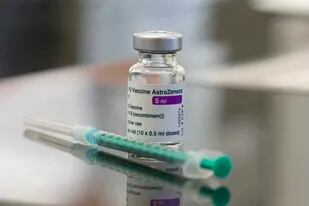 A fines de abril comenzará la distribución de las vacunas AstraZeneca producidas en México