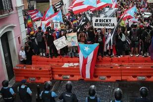 Desde hace once días que miles de manifestantes copan las calles de San Juan, capital de Puerto Rico, para pedir la renuncia del gobernador