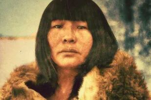 Mujer de Tierra del Fuego de la muestra de fotos del sacerdote etnólogo Martín Gusinde.