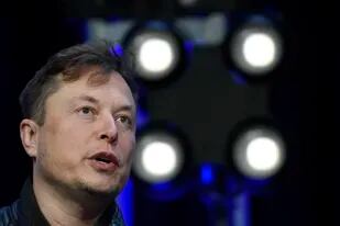 El director general de Tesla Elon Musk hablando en la Conferencia SATELLITE, el 9 de marzo del 2020. (AP Foto/Susan Walsh)