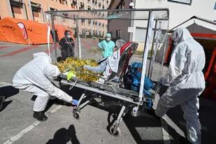 En Montpellier, los bomberos colaboran con el traslado de pacientes infectados con el virus