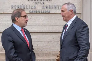 Jorge Argüello y Marc Stanley, el pasado 30 de diciembre en la embajada argentina en Washington