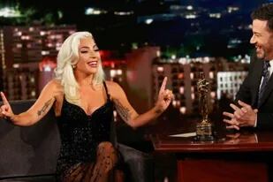 La cantante fue entrevistada en el programa de Jimmy Kimmel y enfrentó la pregunta que muchos se hacen