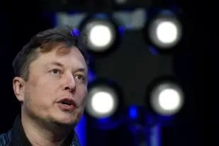 ARCHIVO - Elon Musk habla en la Conferencia y Exposición SATELLITE el 9 de marzo de 2020, en Washington.  (AP Foto/Susan Walsh, archivo)