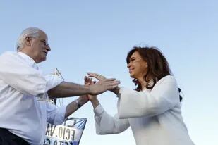 "Nos peleamos, pero después nos amigaos", fue la frase con la que Cristina Kirchner dio por terminadas sus diferencias con Jorge Taiana