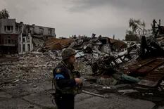 En retirada en los frentes ucranianos, Rusia muestra señales del desbande de sus tropas