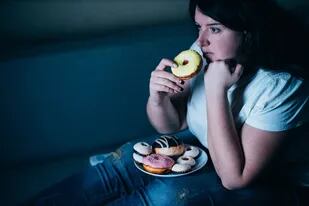 Una investigación publicada en la revista JAMA Neurology ha descubierto una fuerte relación entre la ingesta de alimentos utra procesados y el deterioro cognitivo