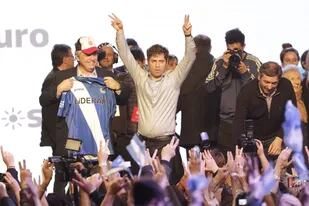 Alberto Fernández, Kicillof y Máximo Kirchner festejan en el búnker del Frente de Todos el resultado de las PASO