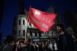 En Uruguay, se manifestaron en las calles de Montevideo en rechazo a la medida "Vivir sin miedo"