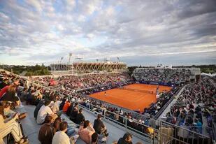 El Córdoba Open se juega en un estadio ubicado a metros del Mario Alberto Kempes y tan sólo tiene cuatro años