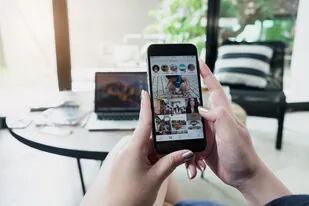 Instagram buscará potenciar la función para descubrir nuevos contenidos, y de forma paulatina retirará la pestaña Siguiendo, que mostraba la actividad de los contactos dentro de la aplicación de fotografía y video digital de Facebook