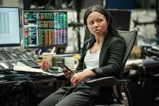 Myha’la Herrold es Harper en ‘Industry’, la serie de HBO que ofrece una mirada ligera del riesgoso mundo de las finanzas