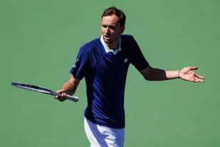 Daniil Medvedev no puede encontrar una explicación; el ruso se despidió temprano de Indian Wells y el número 1 regresará a Djokovic