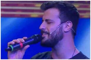 Diego Leuco estuvo de invitado en el programa de Fernando Dente y se animó a cantar en vivo: “No he nacido con el don”