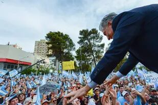 En la marcha del "Sí se puede", en Neuquén, el presidente Mauricio Macri llevó la corrupción a su campaña