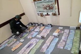 El cargamento de billetes fue detectado en Formosa, en la ruta nacional 11