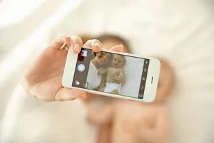 Los padres deben tener cuidado al momento de compartir fotos de sus hijos en redes sociales