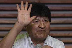 El expresidente boliviano Evo Morales, ayer durante una conferencia de prensa en Buenos Aires, tras la victoria de su delfín Luis Arce en las elecciones presidenciales