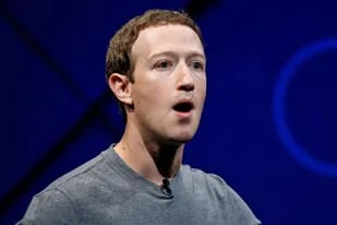 "Tenemos la responsabilidad de proteger sus datos", dijo el cofundador y CEO de la companía, Mark Zuckerberg