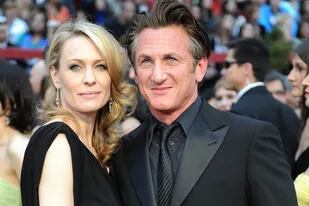 Sean Penn y Robin Wright pudieron limar asperezas y disfrutan de una nueva relación como exs.