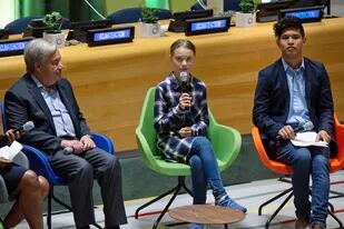 Bruno Rodríguez junto a Greta Thunberg y António Guterres en la ONU