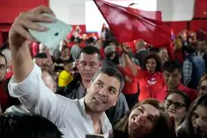 Cierran las campañas presidenciales en Paraguay para una elección de resultado incierto