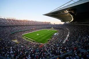 Una vista del Camp Nou durante el Final Four del Kings League 2023; el estadio blaugrana cantó por Messi