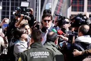 25/04/2022 Luis Medina, rodeado de cámaras a su llegada a los juzgados POLITICA EUROPA ESPAÑA SOCIEDAD