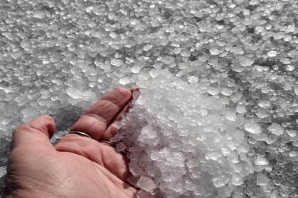 El sulfato de sodio en combinación con las bajas temperaturas generó este fenómeno