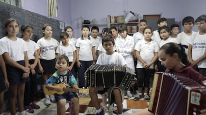 Los chicos en la clase de música