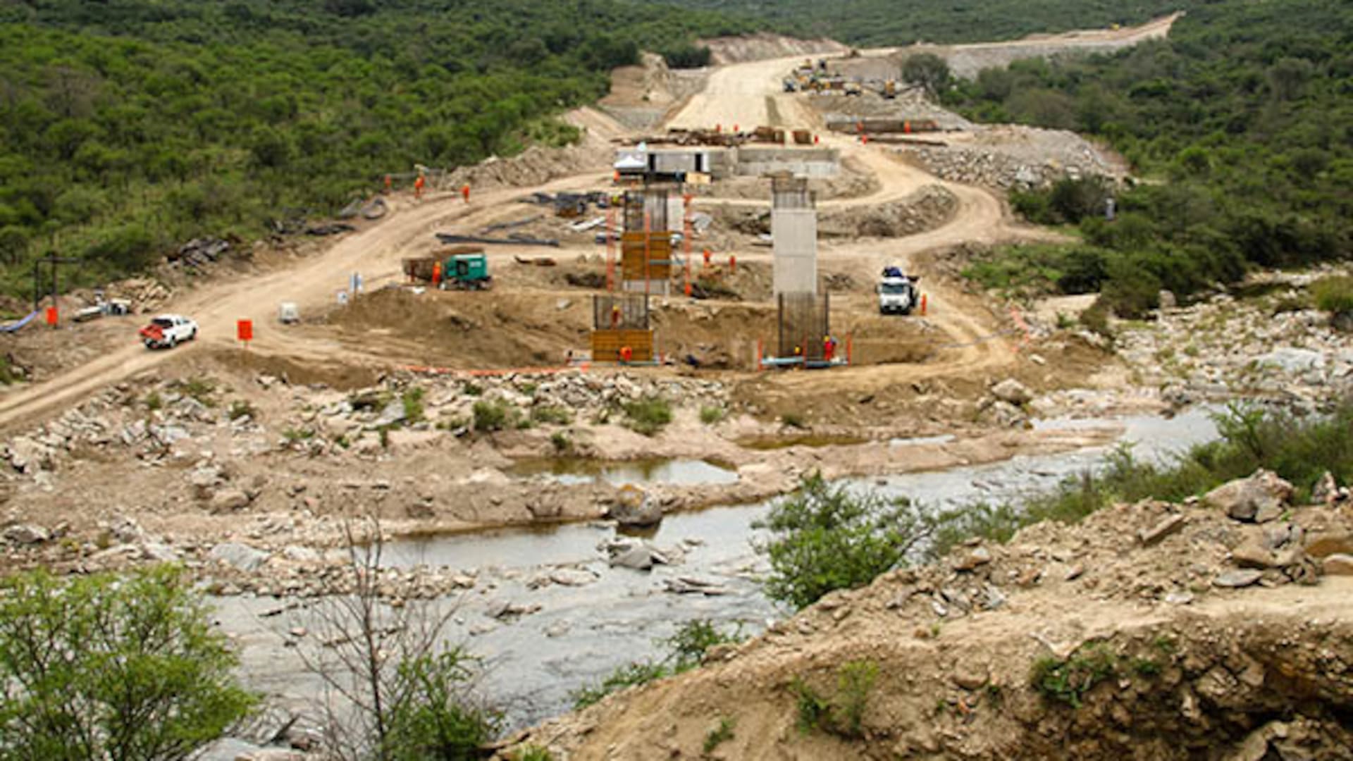 ¿Alivio para el tránsito o amenaza ambiental? La comunidad serrana que resiste una nueva autovía