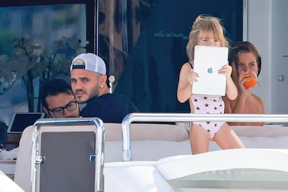 Con 3 años Isabella se revela como futura instagrammer. Con su iPad se ocupó de sacar fotos al paisaje, pero, además, la semana pasada sorprendió con sus declaraciones.
