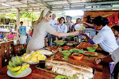 Más allá de las reuniones formales, también hubo tiempo para conocer los lugares turísticos y la cultura local