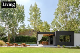 Hacer un quincho de líneas modernas los animó a encarar una reforma en su casa