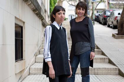 Noelí Gómez y Silvia Querede crearon una firma de indumentaria que mediante la geometría pura y la reutilización de telas de descarte consigue el zero waste.